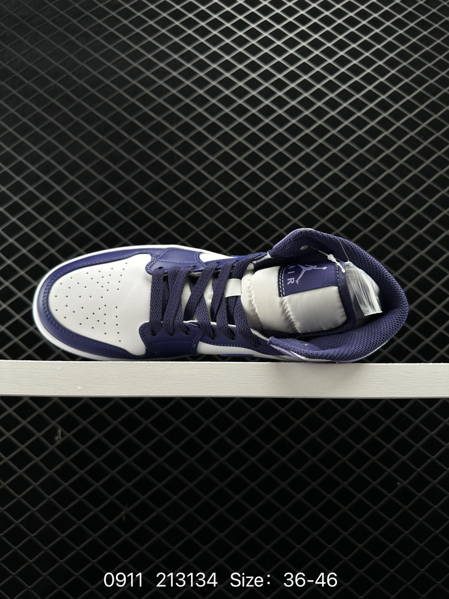 Air Jordan 1 Mid  AJ1